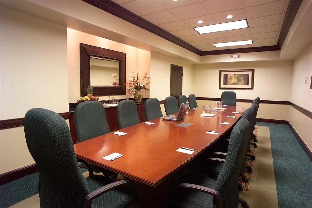 Best Western Aku Tiki Inn Daytona Beach Facilities photo