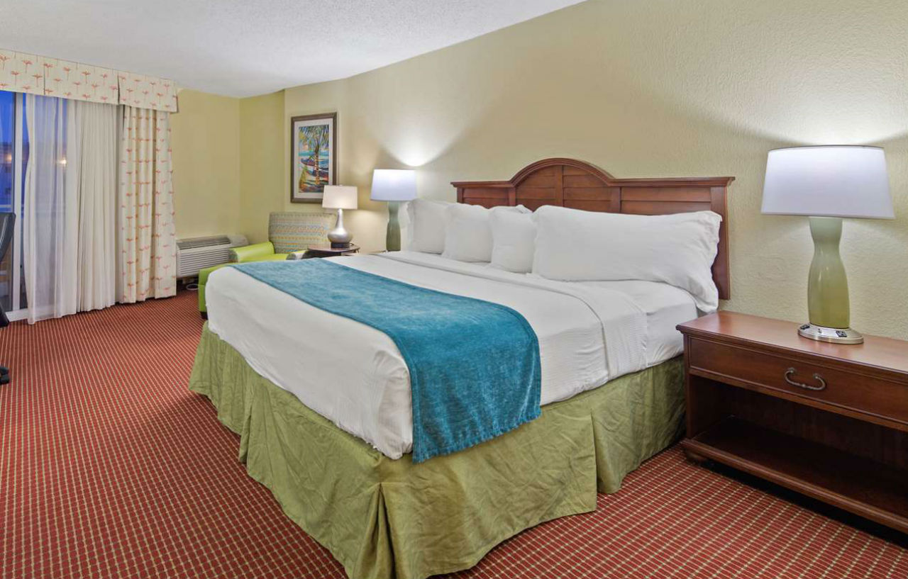 Best Western Aku Tiki Inn Daytona Beach Exterior photo
